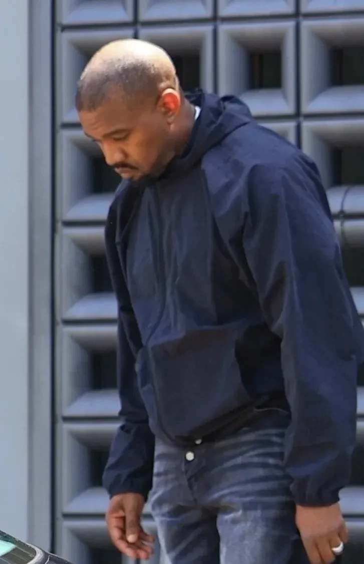 Канье Уэст и Бьянка Цензори (почти одетая) появились вместе на публике