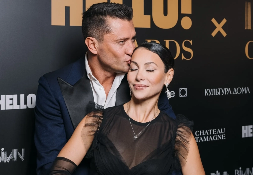 Яна Рудковская, Полина Гагарина, Юлия Высоцкая, Юра Борисов, Павел Прилучный и Зепюр Брутян, Анна Седокова на вечеринке журнала Hello!