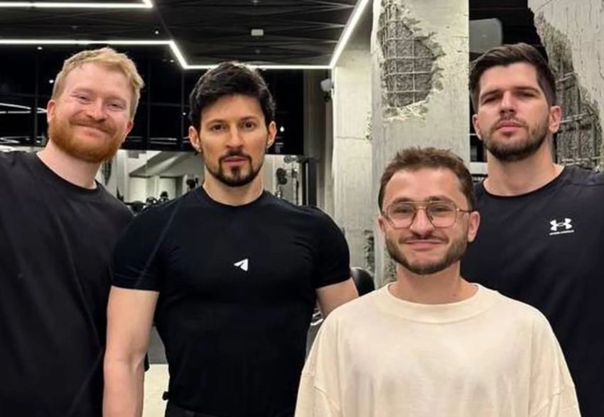 Данила Поперечный*, Руслан Усачев и Эльдар Джарахов встретились с Павлом Дуровым в Дубае