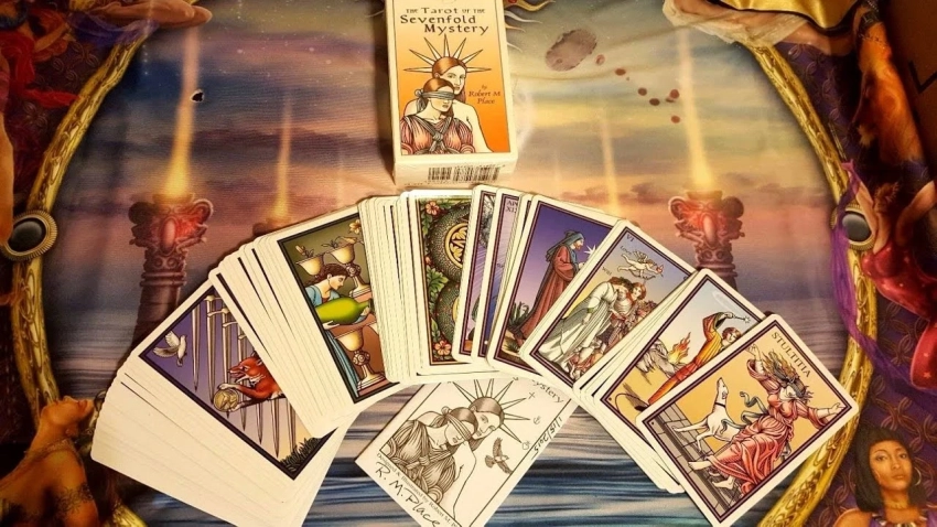 Какая карта Таро станет вашим проводником по месяцу рождения в 2026 году