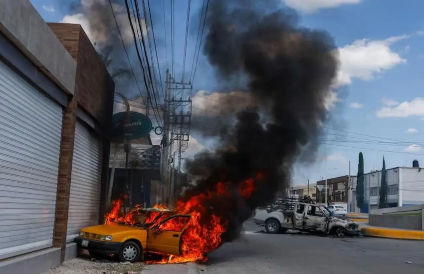 В городах Мексики вспыхнули бои после ликвидации главаря картеля - Эль-Менчо