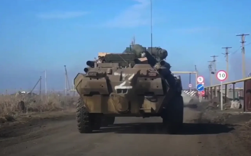 «Байрактар» совершенно безнаказанно летел над нами - Сладков о первых днях СВО