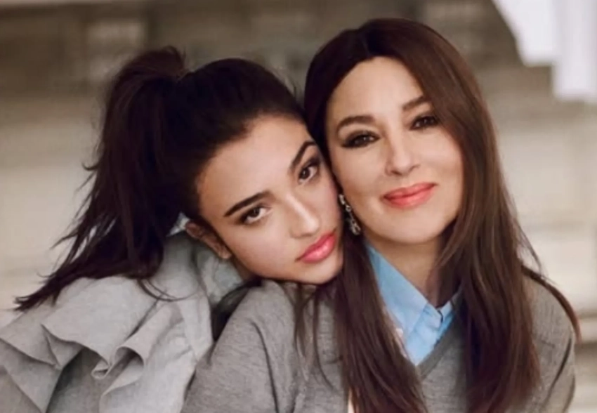 Младшая дочь Моники Беллуччи и Венсана Касселя вместе с матерью снялась для Vogue