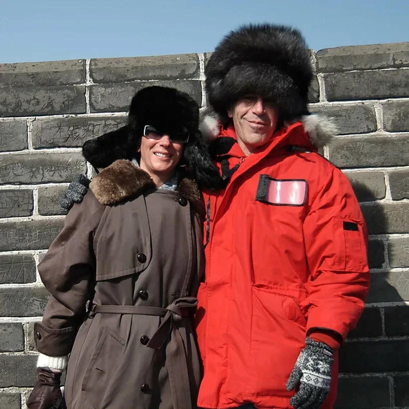 Российскую модель Киру Дихтяр назвали одной из вербовщиц миллиардера-педофила Джеффри Эпштейна