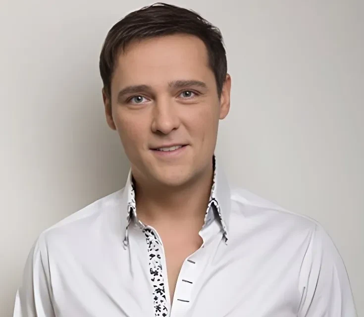 В сети завирусилось видео с хитом Шатунова "Седая ночь" в исполнении американского рэпера Канье Уэста